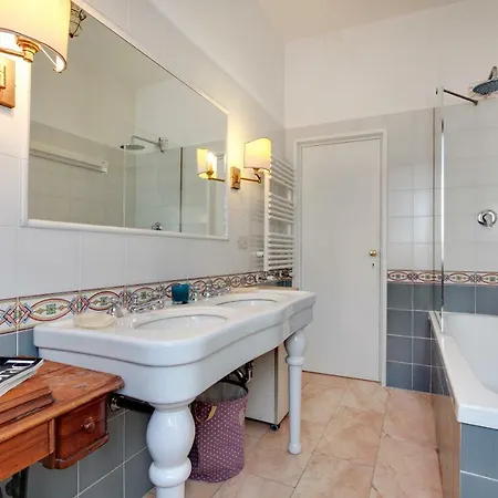 Ca' Papadopoli With Garden And Terrace Apartment *
